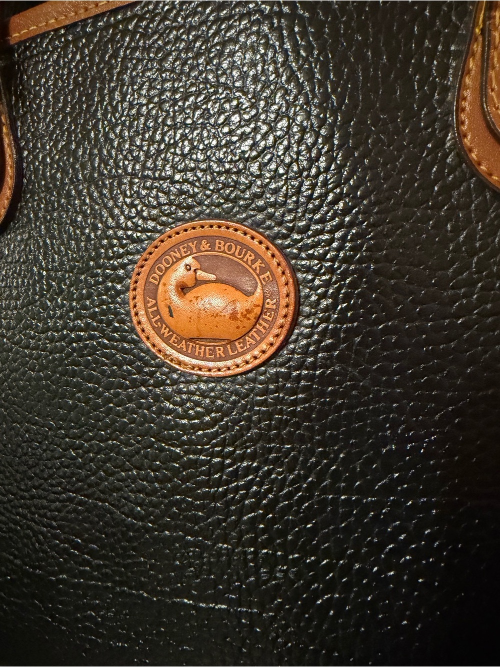 Vintage Dooney & Bourke Black and Tan Pebbled Leather Shoulder Tote - Picture 3 of 15